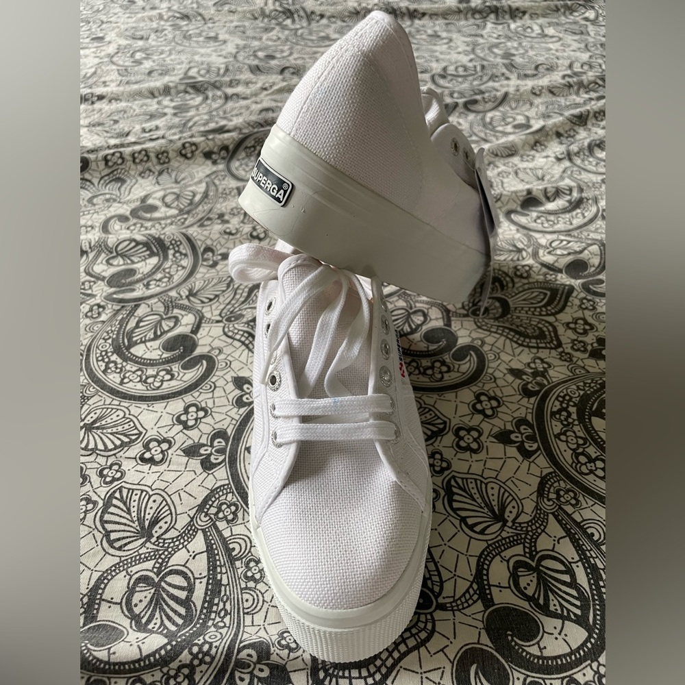 NWT SUPERGA 2790 Platform Sneakers